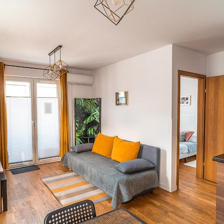 Apartament Chmielna Loft Krasków Εξωτερικό φωτογραφία
